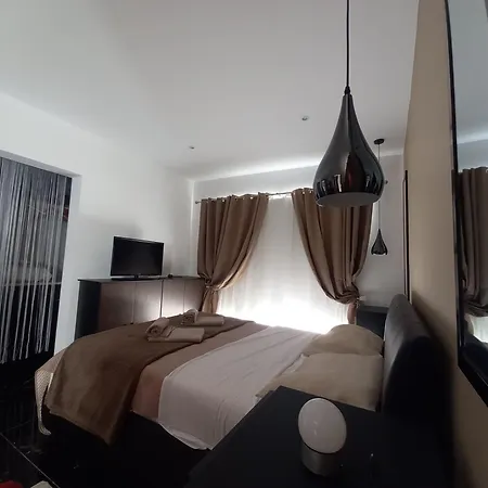 Luxury Penthouse - Large Terrace